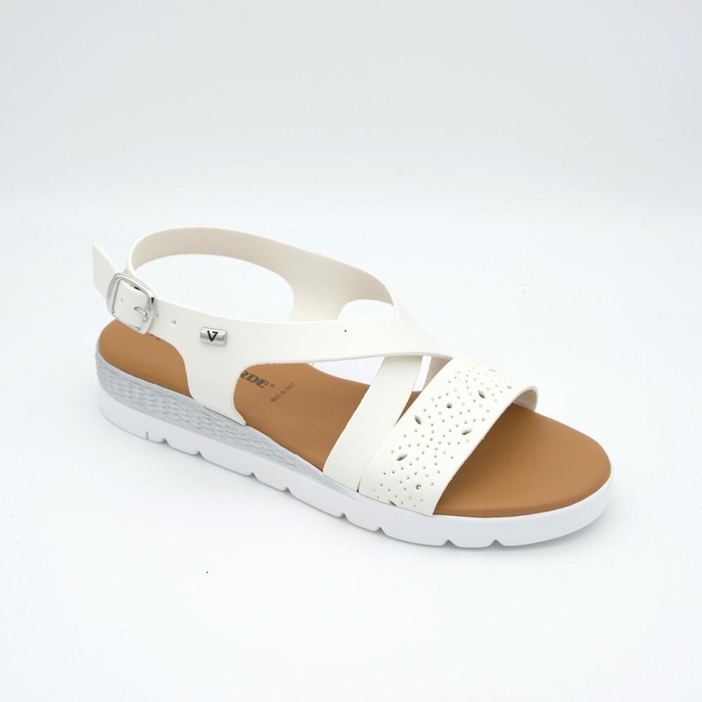 01795_8|883723f6f46184cc4d57560782232b5e